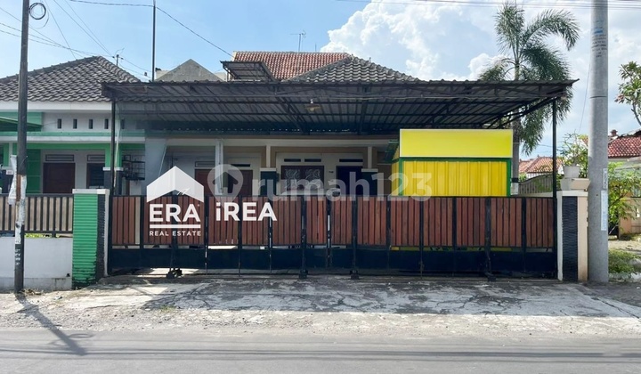 Rumah Solo Colomadu Dekat Hotel Alana