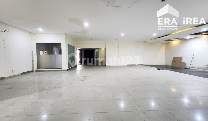 Disewakan Ruang Usaha Solo Murah Dekat Pusat Bisnis Solo Baru Disewakan Ruang Usaha Solo Murah Dekat Pusat Bisnis Solo Baru