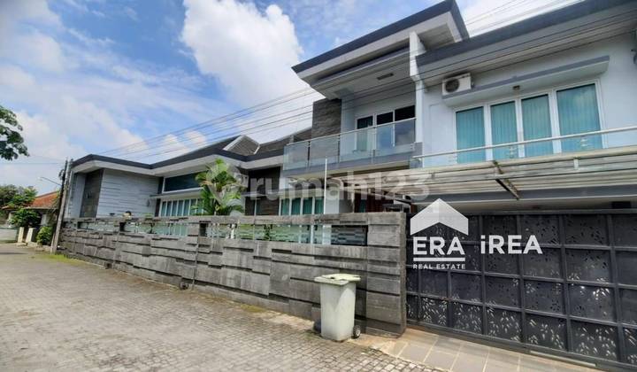 Luxury House in Jogja Near the Land College