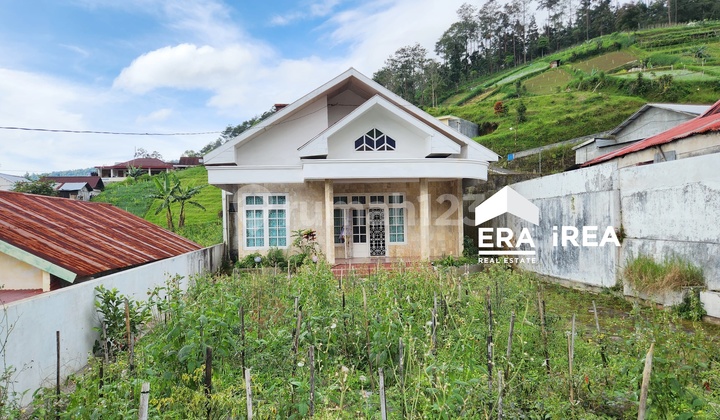 Affordable Tawangmangu Villa Near Balekambang Park Tawangmangu Affordable Tawangmangu Villa Near Balekambang Park Tawangmangu