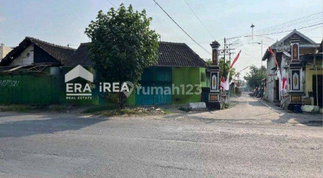 Ruang Usaha Murah Baki Area Ramai Dekat Pusat Bisnis Solo Baru 1