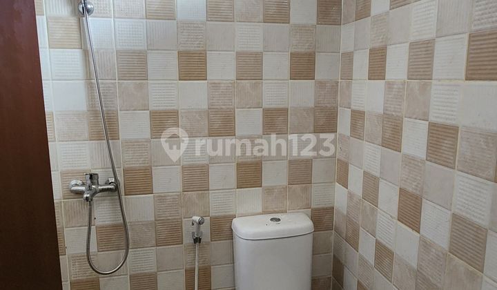 Rental Shop House in Solo City Near Manahan Stadium 2