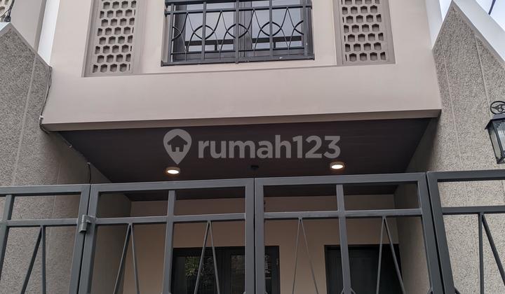 Rumah Baru Siap Huni Terjangkau di Otista Kebon Nanas 2