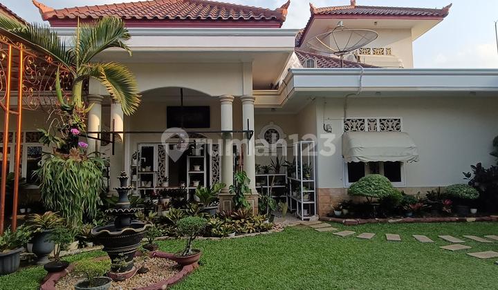 Large Italian Furnished House with 1,060 sqm Land on Radar Auri Roadside, Cimanggis Large Italian Furnished House with 1,060 sqm Land on Radar Auri Roadside, Cimanggis
