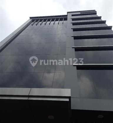 Gedung Kantor Baru 4 Lantai Ada Lift di Jl. Dewi Sartika, Cawang