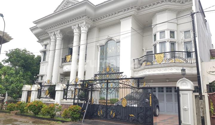 Rumah Besat Megah Klasik di Era Mas 2000, Pulo Gebang 1