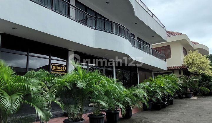 Former Office Building and House on 2,160 Square Meters of Land Near Basura Mall