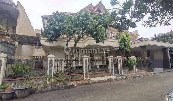 Rumah Besar Megah Dalam Komplek di Lubang Buaya 2