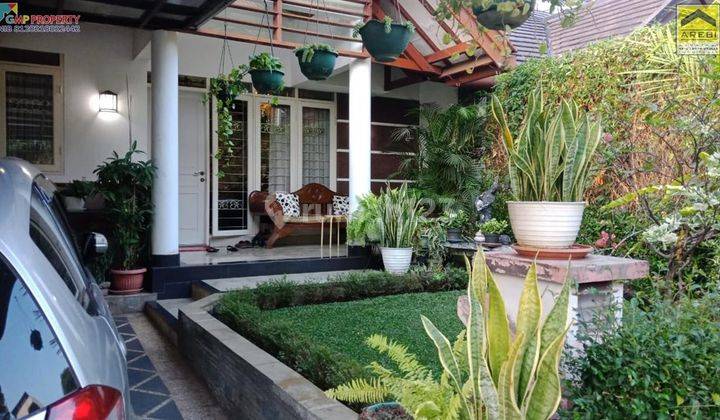 Rumah Vila Asri di Dago Pakar Resort 2