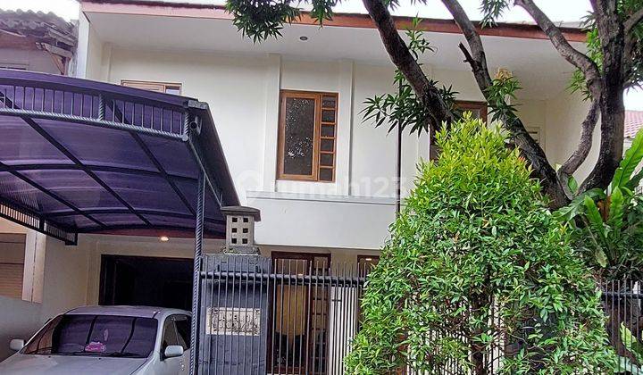 Jual Murah Rumah Besar Ada Garasi di Jl. Adyaksa Lebak Bulus 1