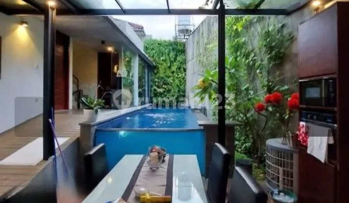 Rumah Lux Nuansa Villa Ada Pool di Area Senopati