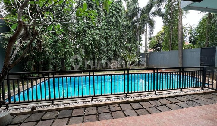 Rumah Lux Dibawah Pasaran Ada Pool di Jl. Lebak Bulus 3
