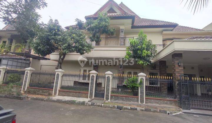 Rumah Besar Megah Dalam Komplek di Lubang Buaya 1