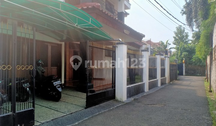 Jual Murah Rumah Terawat Selangkah ke Kemang Raya