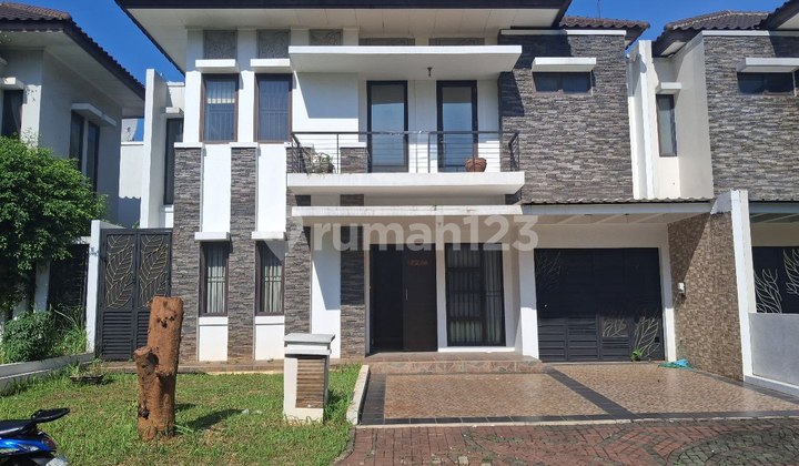 Nice House in Legenda Wisata Cibubur