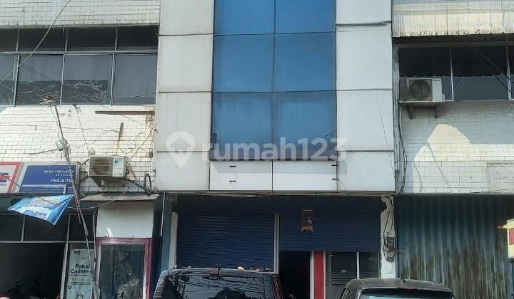 3-Story Shop House on East Bekasi Road, Cipinang 2