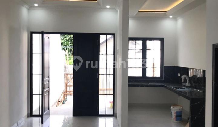 Jarang Ada Rumah Brand New Terjangkau di Otista 2