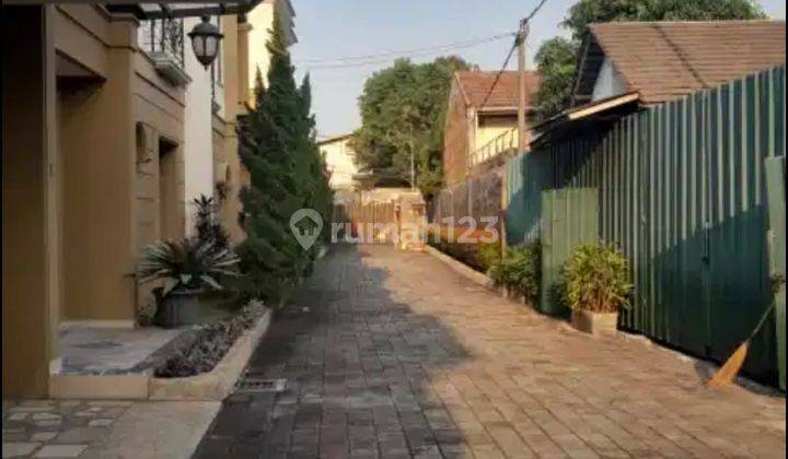 Rumah Classic Eropa Di Joe Town House Jakarta Selatan 2