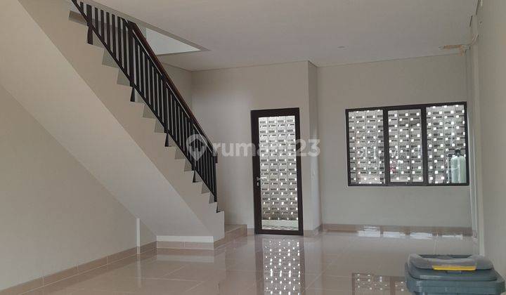 Ruko 2 lantai di Premier Estate 2 Jatiwarna Bekasi 9