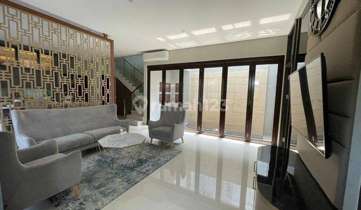 Rumah ELOISE di Premier Estate 2 Jatiwarna