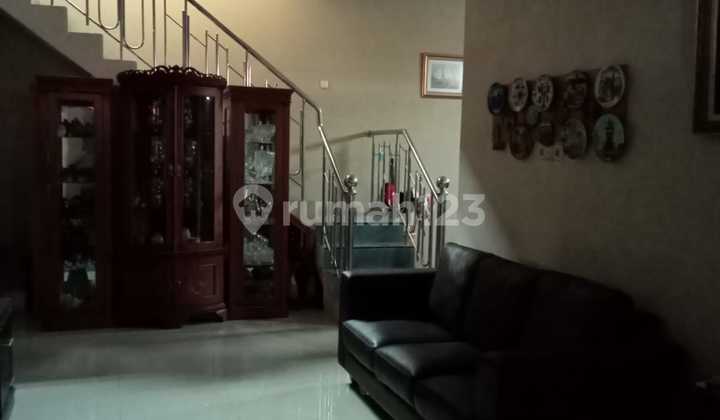 Rumah 2 lantai dekat Stasiun Kereta Cepat dan Bandara Halim 3