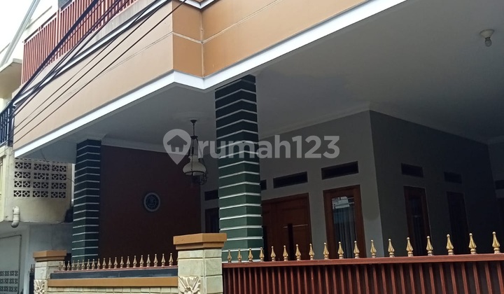 Rumah 2 lantai dekat Stasiun Kereta Cepat dan Bandara Halim 9