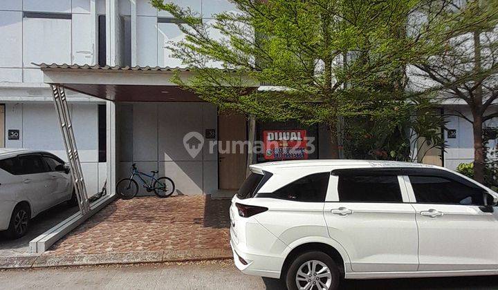 Rumah 2 lantai di Riverside Lippo Cikarang 2