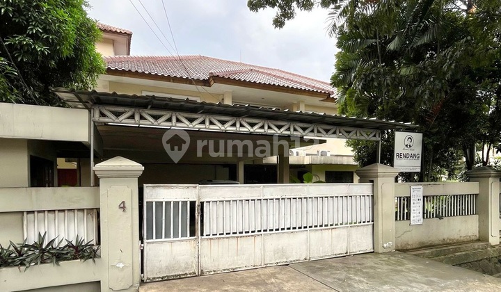 Land and Building in a Premium Location in South Jakarta 2