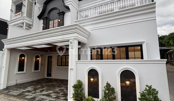 Rumah 3 Lantai Gaya Amerika Luxury Nempel Ragunan Jakarta Selatan