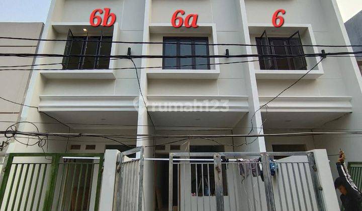 Dijual Rumah Baru di Taman Ratu 2