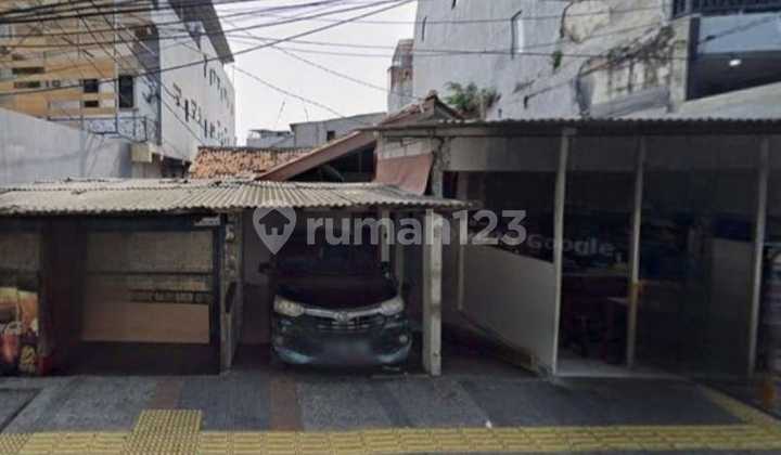 Strategic Old House Flood-Free in Tanjung Duren