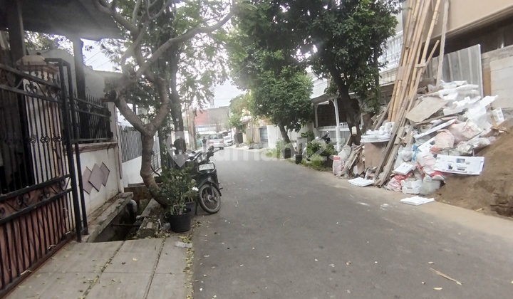 Rumah Kost Baru Strategis Bebas Banjir di Tanjung Duren 2