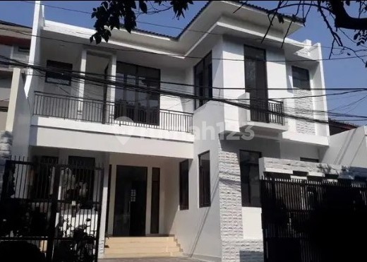 Rumah Murah Mewah Strategis di Benhil 1