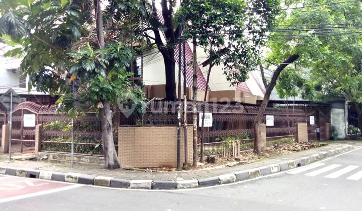 Dijual Rumah Strategis Bebas Banjir di Benhil