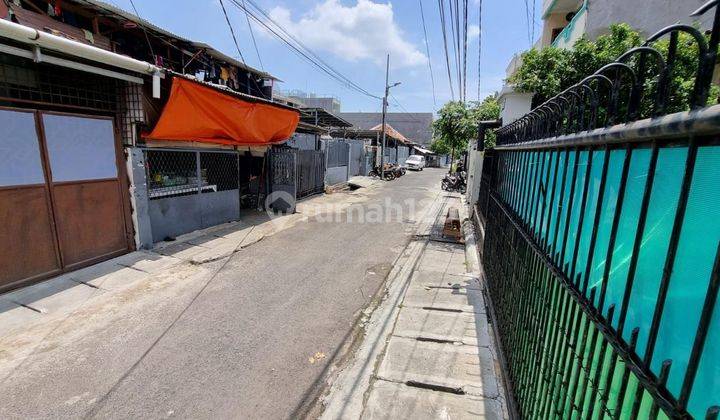 Dijual Rumah Murah Mewah Strategis di Pasar Baru 2