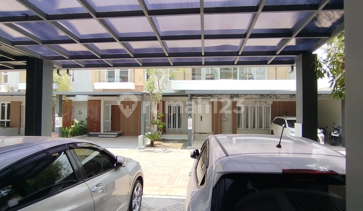 Rumah Mewah Depan Kampus Upn Veteran  2