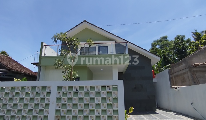Rumah View Sawah Dan Sunset Pegunungan Menorehada Balkon Luas