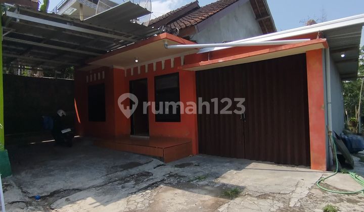 Rumah Kontrakan Dekat Pasar Kolombo Jl. Kaliurang Km 7 Sengkan