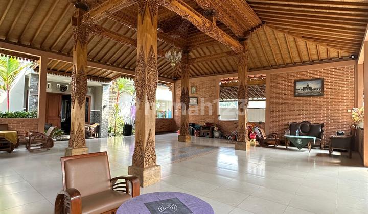 Rumah Joglo Beserta Rumah Hunian Dekat Kampus Uii 1