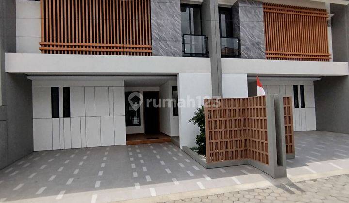 Rumah 2 Lantai Dekat Kampus Upn,dalam Ringroad Maguwoharjo  1