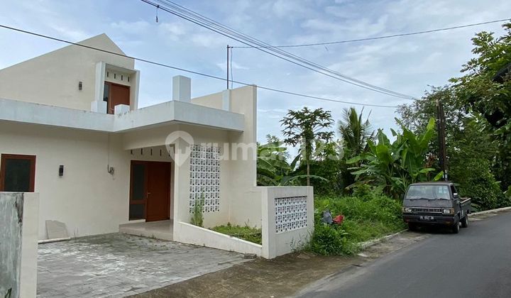 2-Story House with Merapi View in Gamping Sleman 2