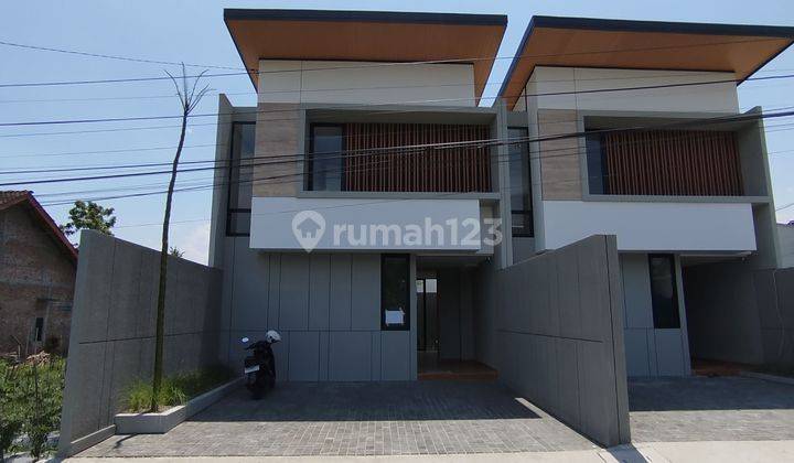 Rumah Baru 2 Lantai Selatan Ibaia Coffee Palagan  1