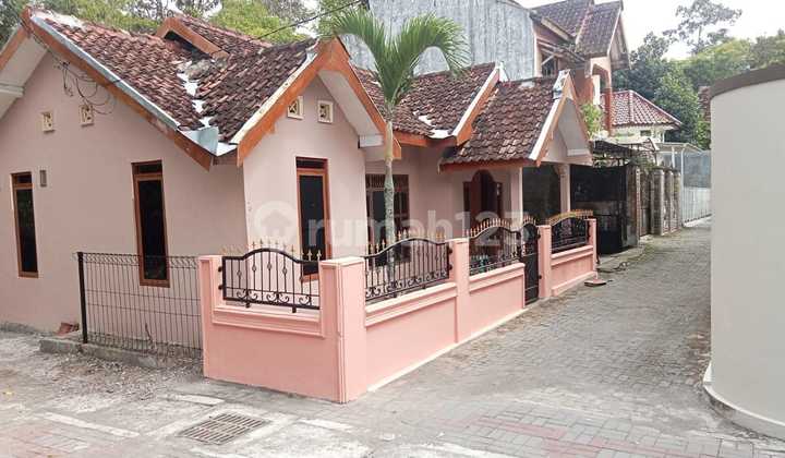 Rumah Siap Huni 5 Menit Ke Kampus Uii Rumah Siap Huni 5 Menit Ke Kampus Uii