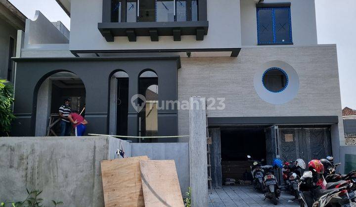 Rumah CitraLand Baru Gress American Style Model Split Level 2