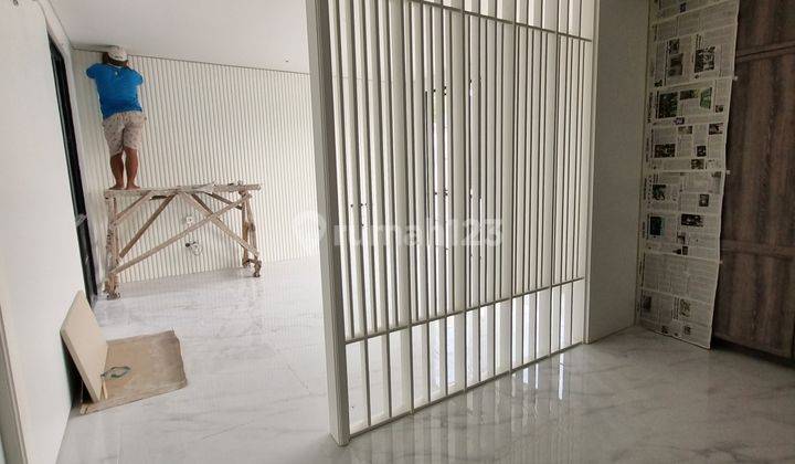 Rumah CitraLand Baru Gress American Style Model Split Level 8