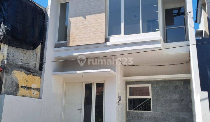 Rumah Wiyung Surabaya Baru Gress 2 Lantai di Pondok Maritim 4