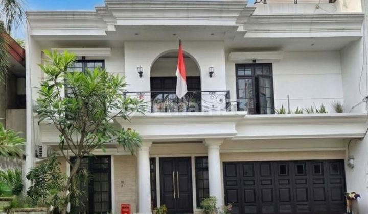 Beautiful House 2 Floors in Kemang Town House, Ready to Occupy,?