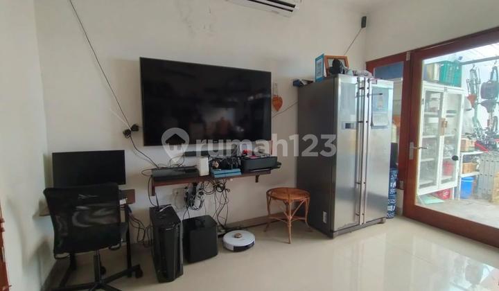 For Sale: Kerobokan House, 3-Story Cluster, 2 Bedrooms, Flood-Free 2