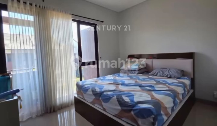 Rumah Mewah dan Nyaman di Cluster Flora Summarecon Bandung 2