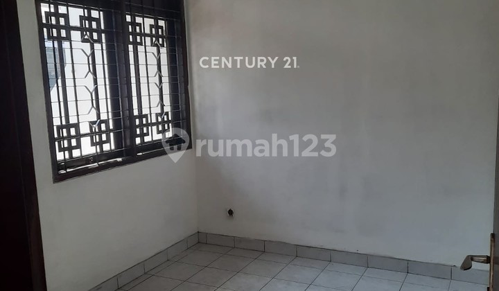 Comfortable Ready-to-Occupy House in Taman Cibaduyut Indah, Bandung 2